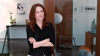 Amanda seyfried and julianne moore -..
