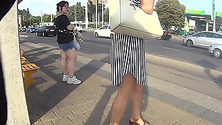 Nice muscled legs (probably a Chinese..